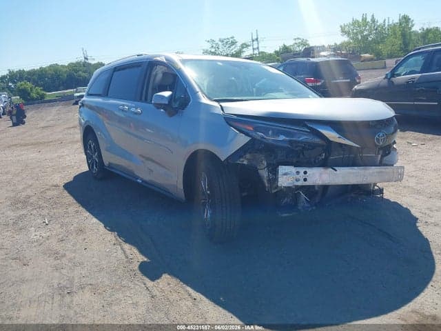 2025 TOYOTA SIENNA PLATINUM - 1