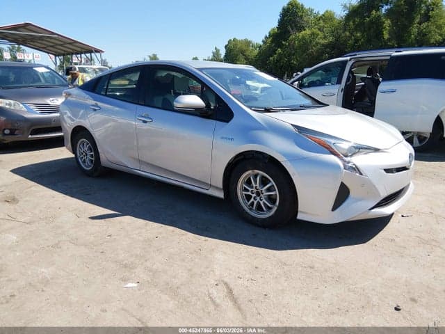 2017 TOYOTA PRIUS THREE - 1