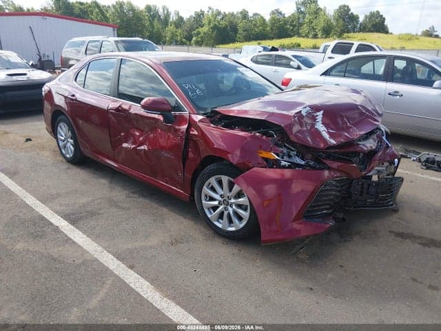 2018 TOYOTA CAMRY LE - 1