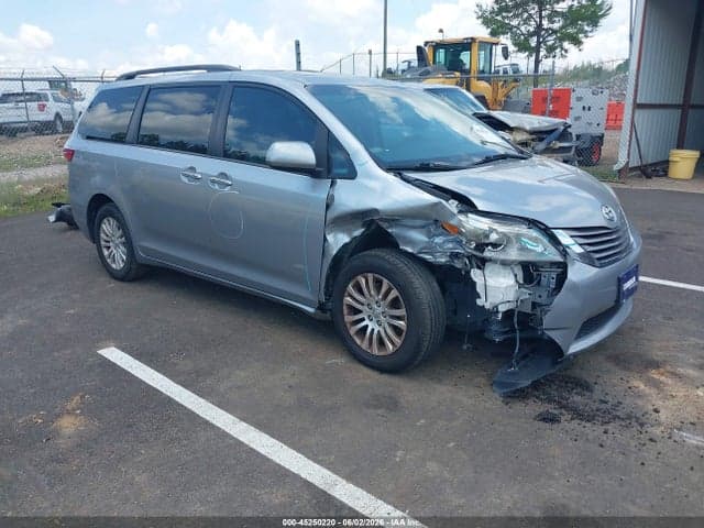2017 TOYOTA SIENNA XLE 8 PASSENGER - 1