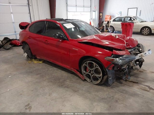 2023 ALFA ROMEO GIULIA VELOCE AWD - 1