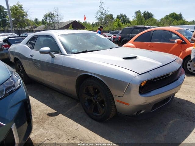 2017 DODGE CHALLENGER SXT