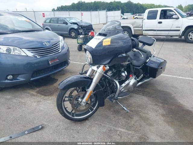 2019 HARLEY-DAVIDSON FLHX - 1