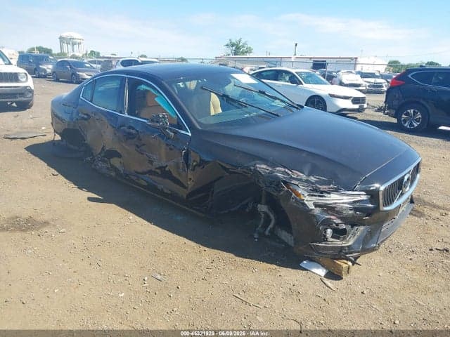 2020 VOLVO S60 T6 - 1