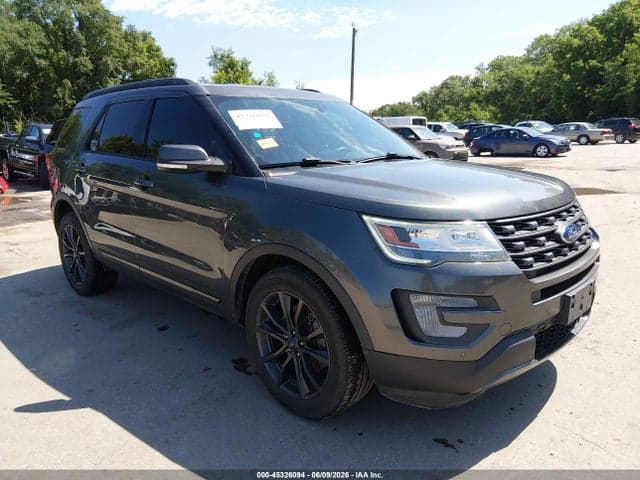 2017 FORD EXPLORER XLT - 1