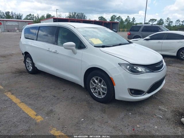2020 CHRYSLER PACIFICA TOURING - 1