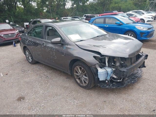2017 TOYOTA CAMRY SE