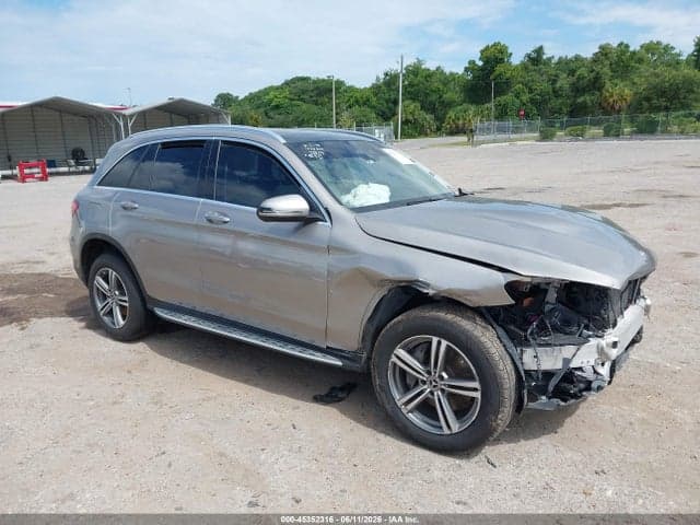 2020 MERCEDES-BENZ GLC 300