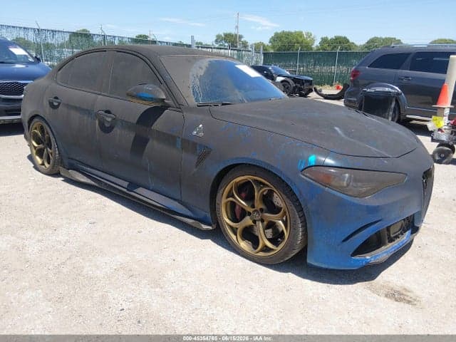 2018 ALFA ROMEO GIULIA QUADRIFOGLIO RWD - 1