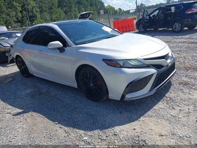 2022 TOYOTA CAMRY XSE - 1