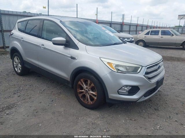 2017 FORD ESCAPE SE - 1