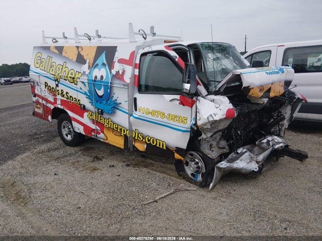 2017 CHEVROLET EXPRESS CUTAWAY WORK VAN - 1