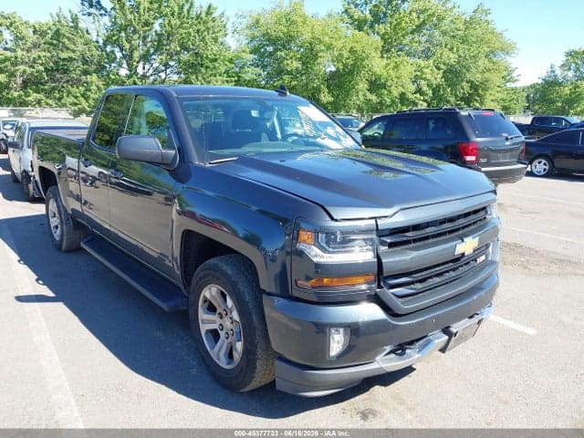 2018 CHEVROLET SILVERADO 1500 LT - 1