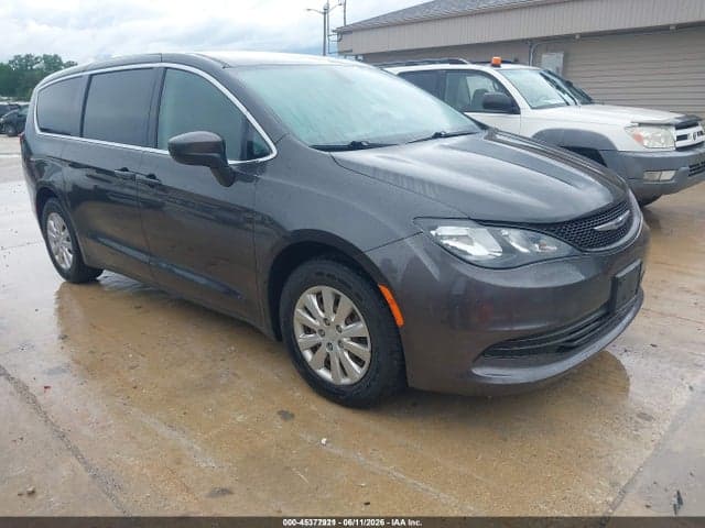 2020 CHRYSLER VOYAGER L - 1
