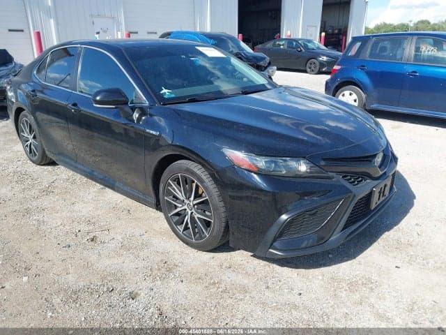 2021 TOYOTA CAMRY SE HYBRID - 1