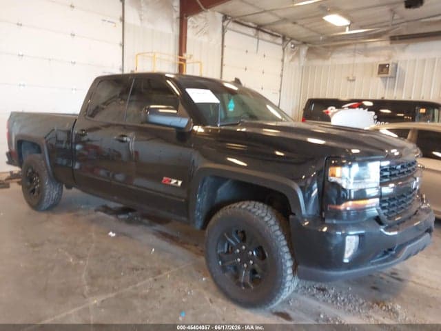 2017 CHEVROLET SILVERADO 1500 LT - 1
