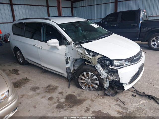 2018 CHRYSLER PACIFICA TOURING L - 1