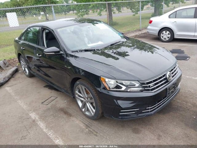 2018 VOLKSWAGEN PASSAT 2.0T R-LINE/2.0T S - 1
