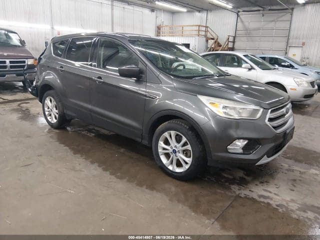 2017 FORD ESCAPE SE - 1