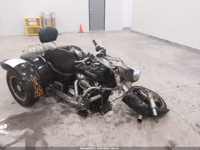 2018 HARLEY-DAVIDSON FLRT FREE WHEELER - 1