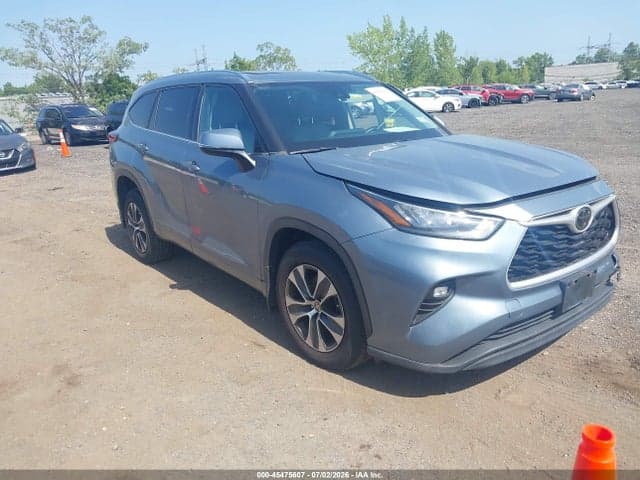 2020 TOYOTA HIGHLANDER XLE - 1
