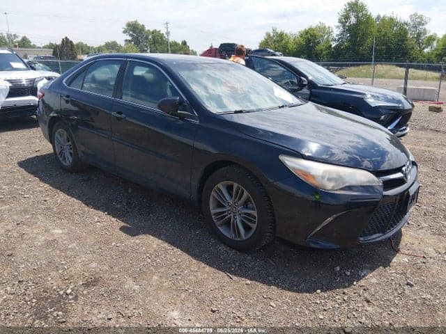 2017 TOYOTA CAMRY SE - 1