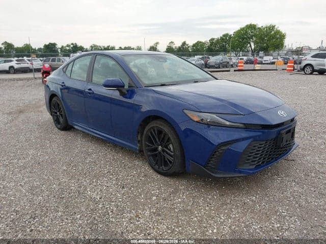 2025 TOYOTA CAMRY SE - 1