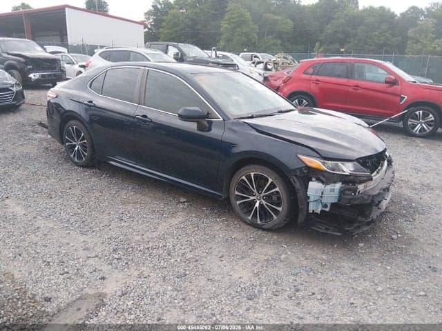 2020 TOYOTA CAMRY SE - 1
