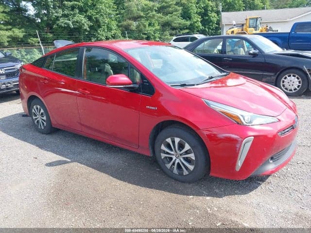 2019 TOYOTA PRIUS XLE - 1