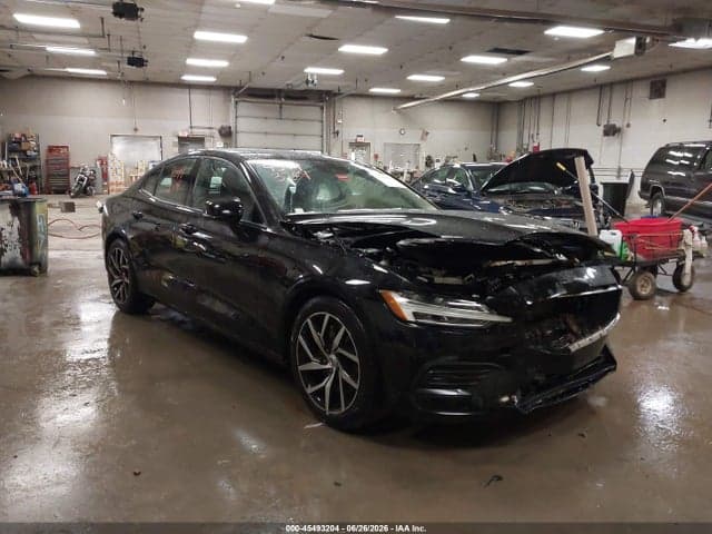 2019 VOLVO S60 T6 MOMENTUM - 1