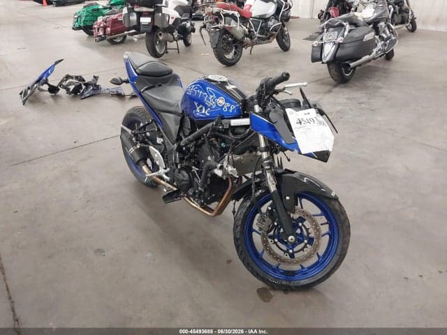 2018 YAMAHA YZFR3 - 1