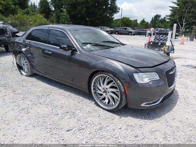 2017 CHRYSLER 300C - 1