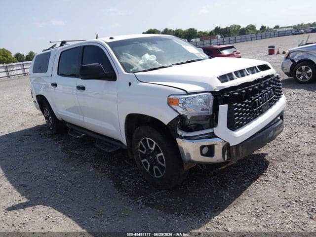 2018 TOYOTA TUNDRA SR5 5.7L V8 - 1