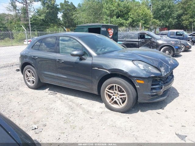 2020 PORSCHE MACAN - 1