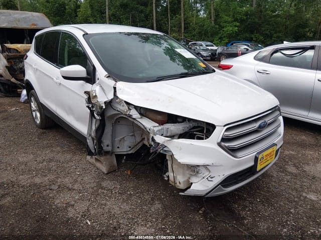2017 FORD ESCAPE SE - 1