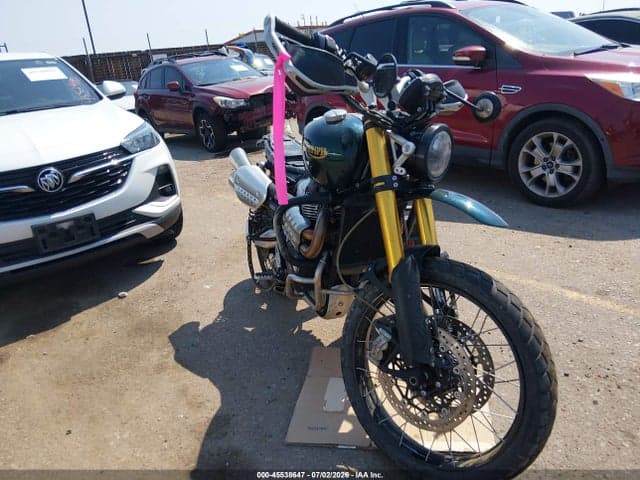 2022 TRIUMPH MOTORCYCLE SCRAMBLER 1200 XE/1200 STEVE MCQUEEN EDITION - 1