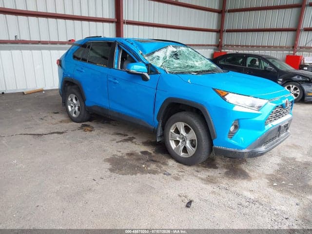 2020 TOYOTA RAV4 XLE - 1