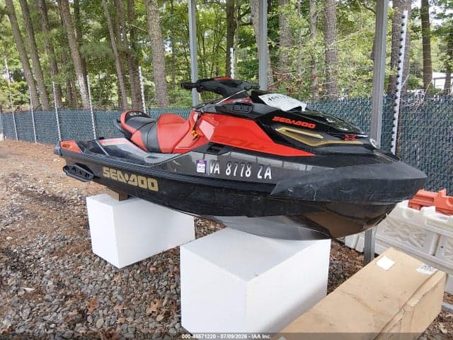 2020 BOMBARDIER SEADOO RXT-X300 - 1