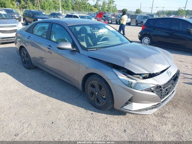 2022 HYUNDAI ELANTRA SEL - 1