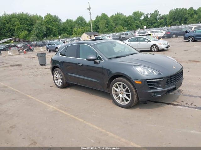 2017 PORSCHE MACAN S