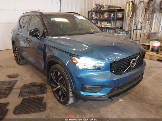 2019 VOLVO XC40 T5 R-DESIGN - 1