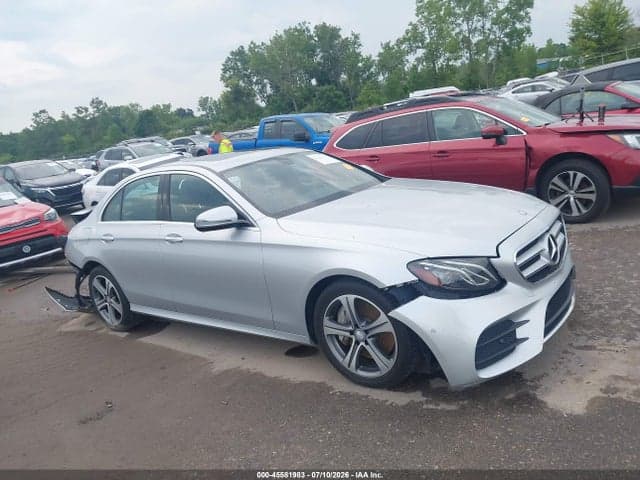 2017 MERCEDES-BENZ E 300 4MATIC - 1