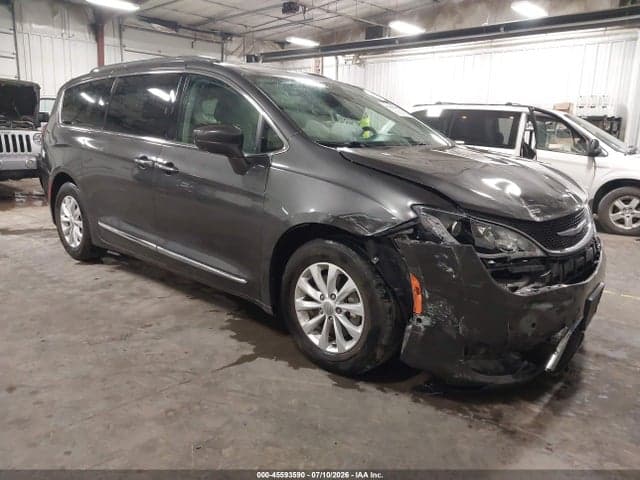 2018 CHRYSLER PACIFICA TOURING L - 1