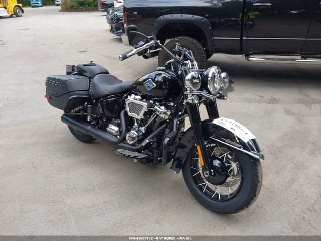 2025 HARLEY-DAVIDSON FLHC - 1