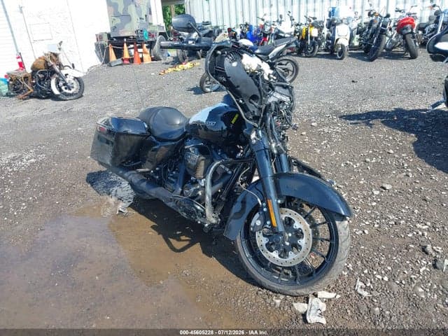 2019 HARLEY-DAVIDSON FLHXS - 1