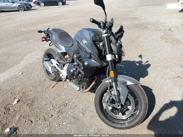 2022 BMW F 900 R