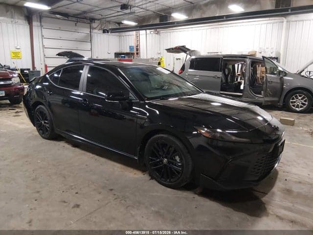 2025 TOYOTA CAMRY SE - 1