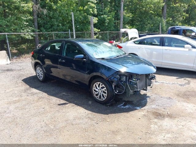 2018 TOYOTA COROLLA LE - 1