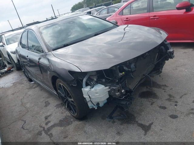2018 TOYOTA CAMRY XSE - 1