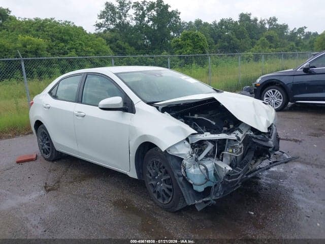 2018 TOYOTA COROLLA LE - 1